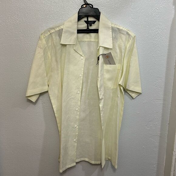 bagazio Other - Men’s linen ivory colored shirt, size medium